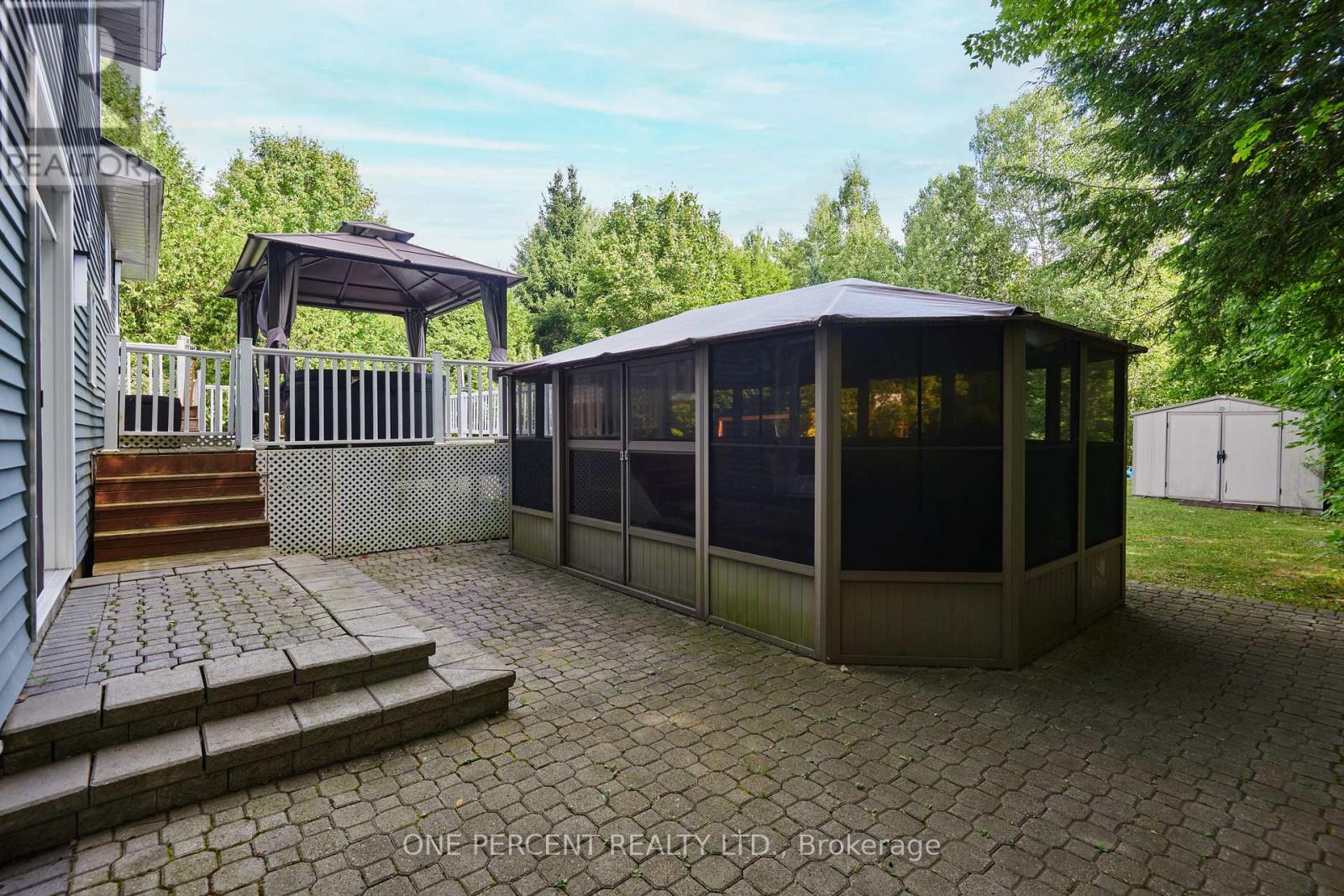 Photo 32 of 1133 Hemlock Street, Clarencerockland ON