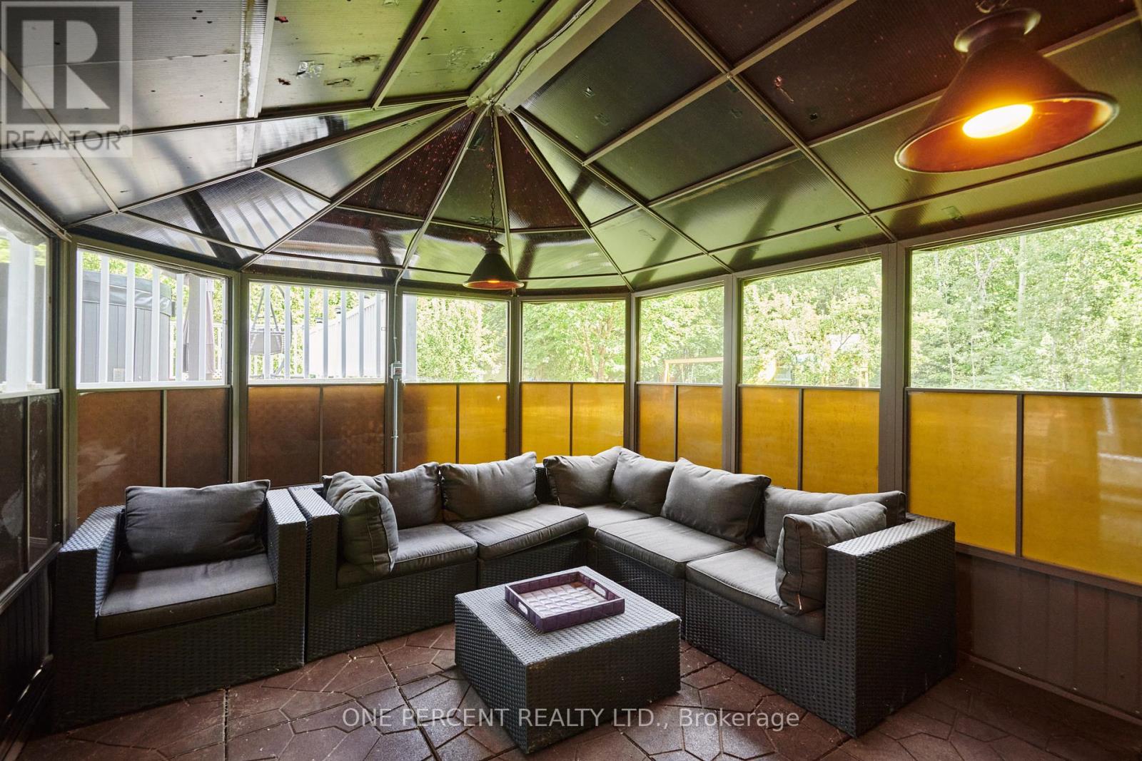 Photo 33 of 1133 Hemlock Street, Clarencerockland ON