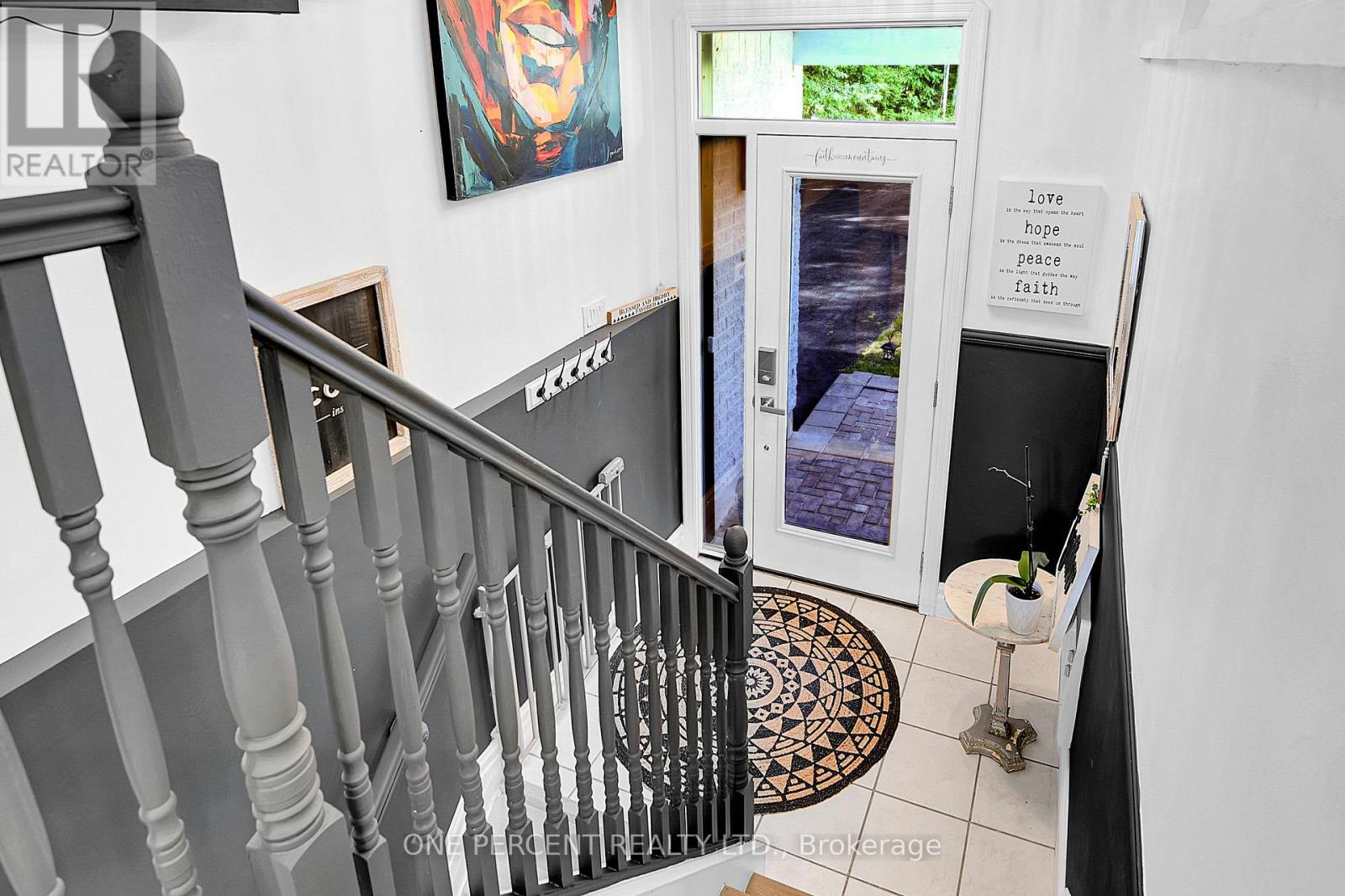 Photo 6 of 1133 Hemlock Street, Clarencerockland ON