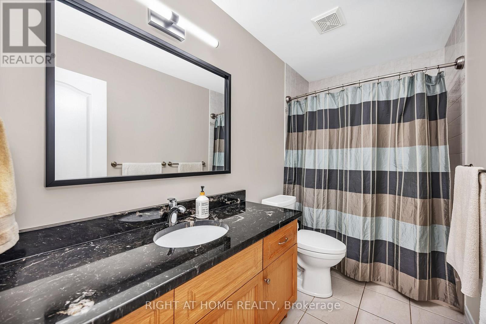 Photo 33 of 3727 Mountain Meadows Crescent, Ottawa ON