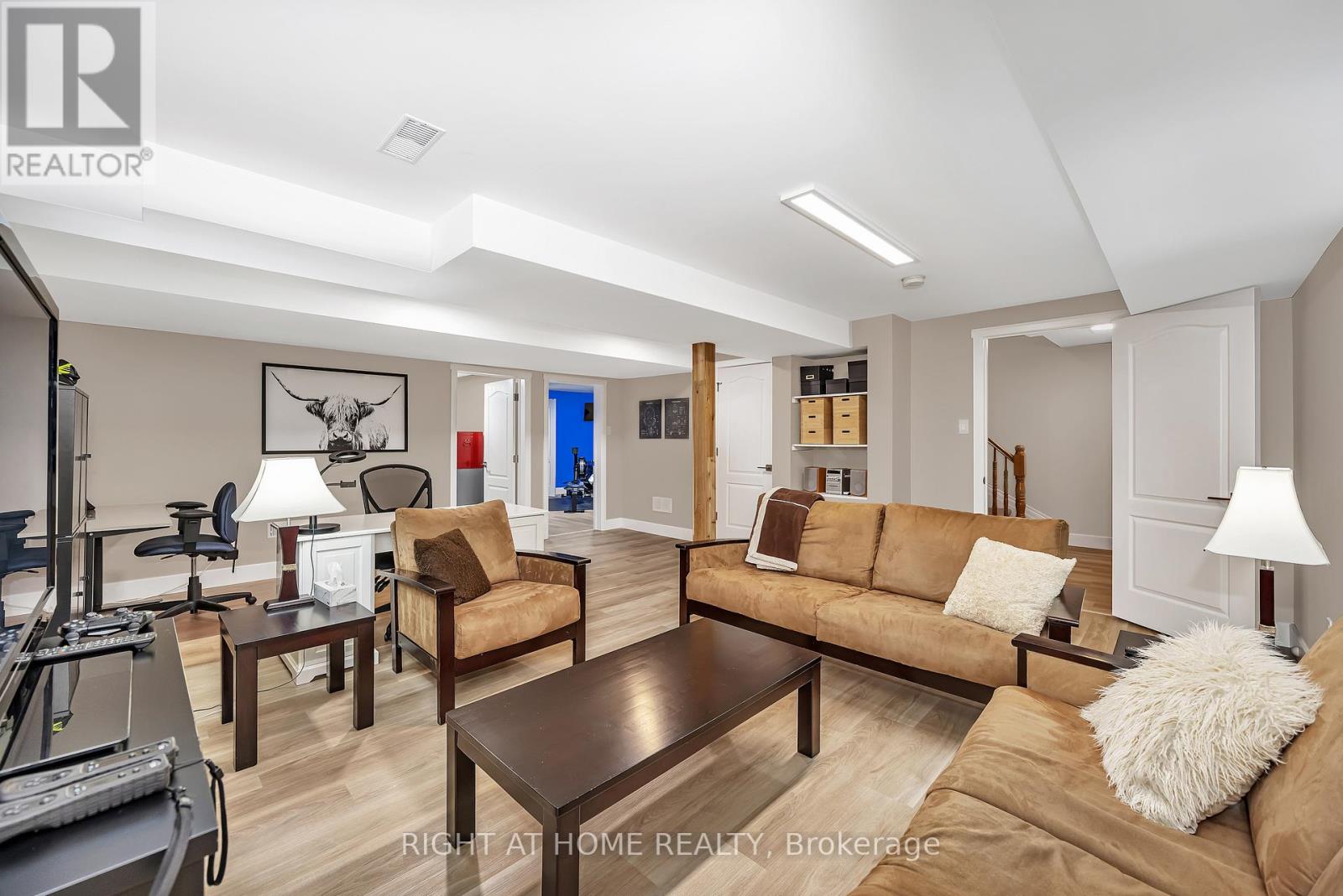 Photo 36 of 3727 Mountain Meadows Crescent, Ottawa ON