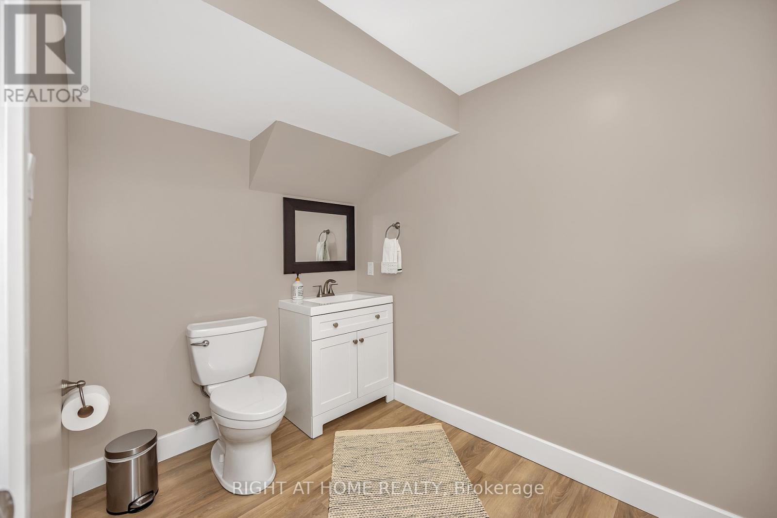 Photo 40 of 3727 Mountain Meadows Crescent, Ottawa ON
