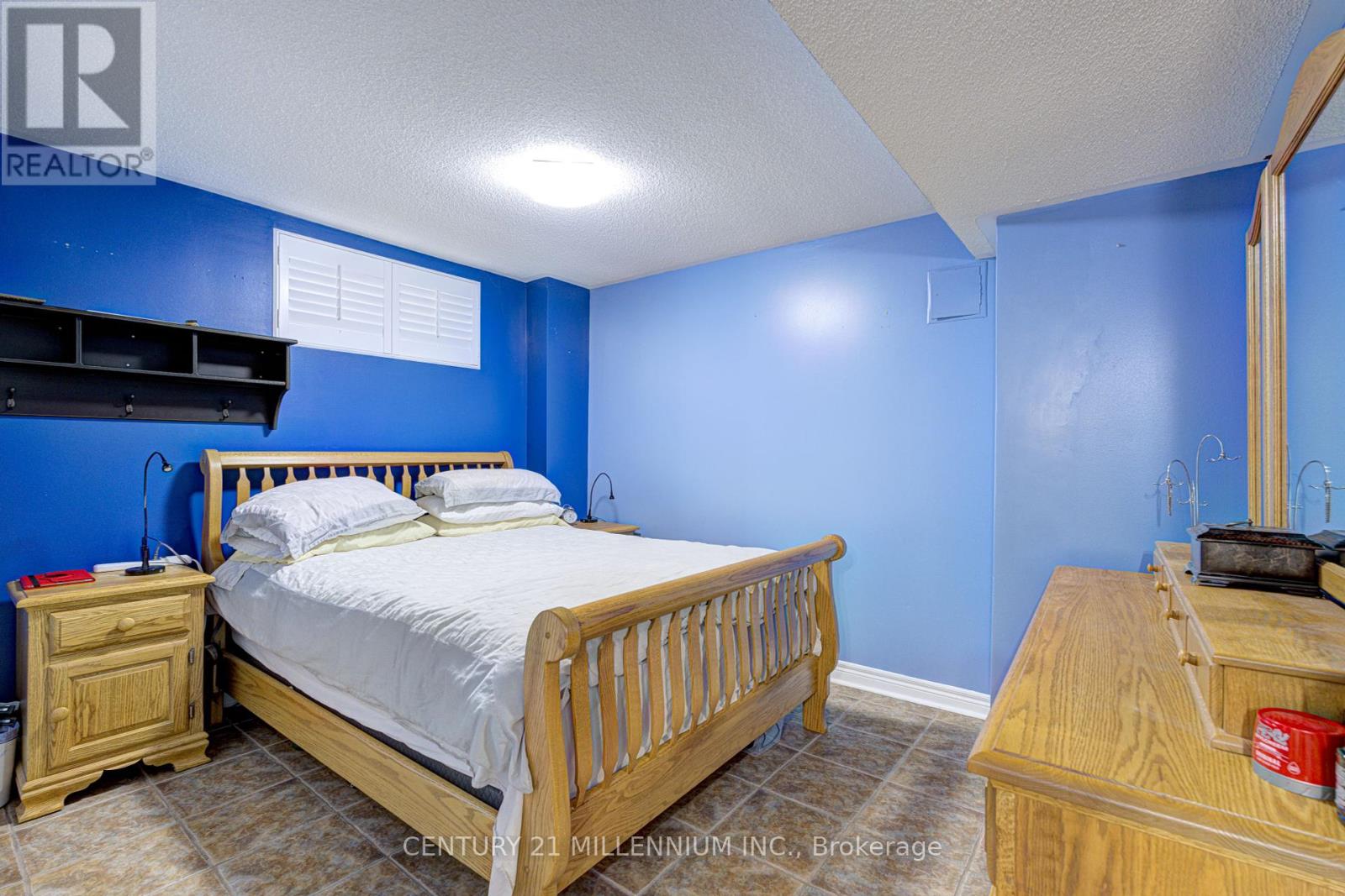 Photo 26 of 26 Suncrest Drive, Brampton ON