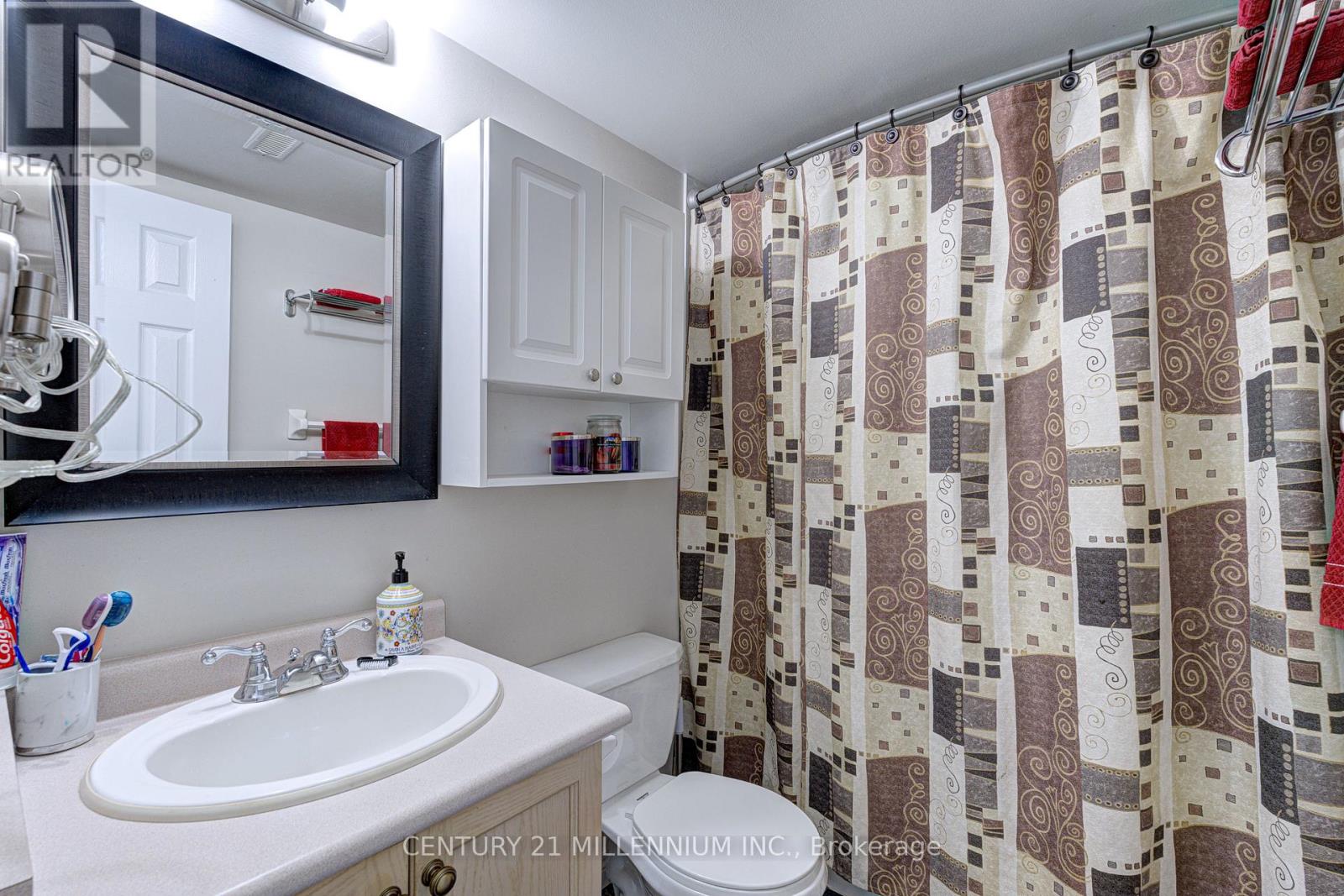 Photo 28 of 26 Suncrest Drive, Brampton ON