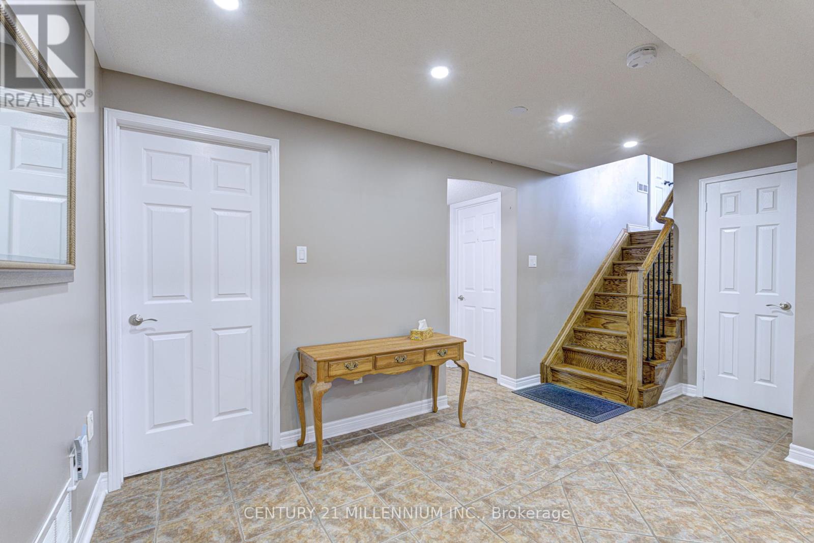 Photo 31 of 26 Suncrest Drive, Brampton ON