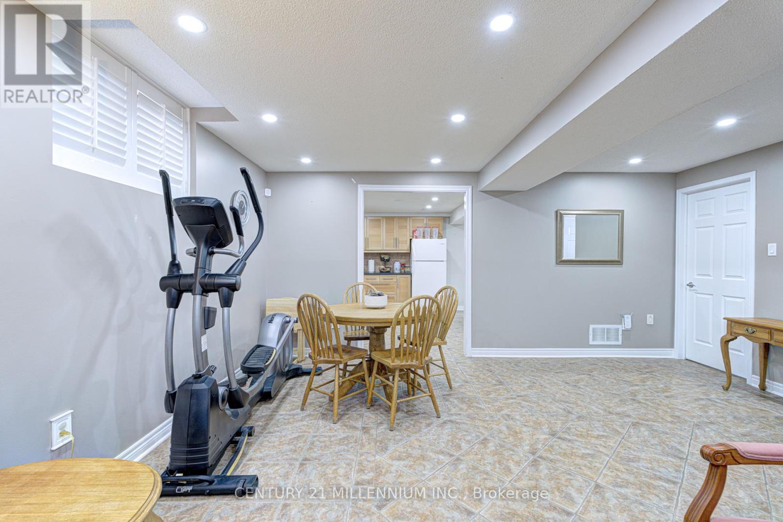 Photo 32 of 26 Suncrest Drive, Brampton ON