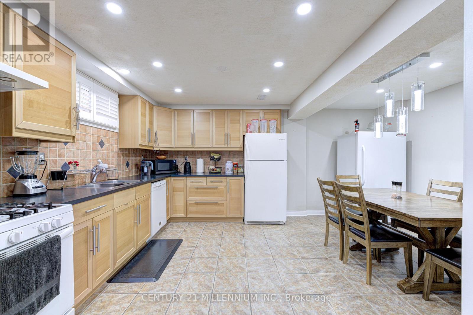 Photo 38 of 26 Suncrest Drive, Brampton ON