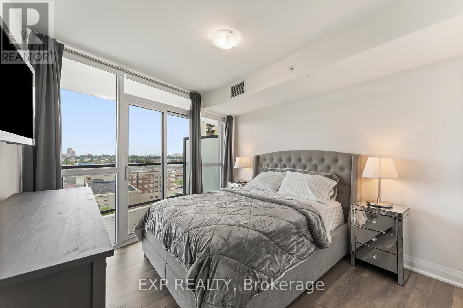 Photo 8 of 1205 1461 Lawrence Avenue W, Toronto ON
