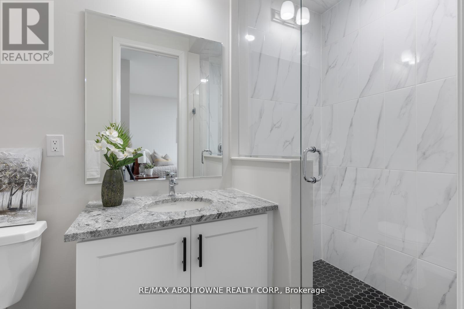 Photo 28 of 3114 Travertine Drive, Oakville ON