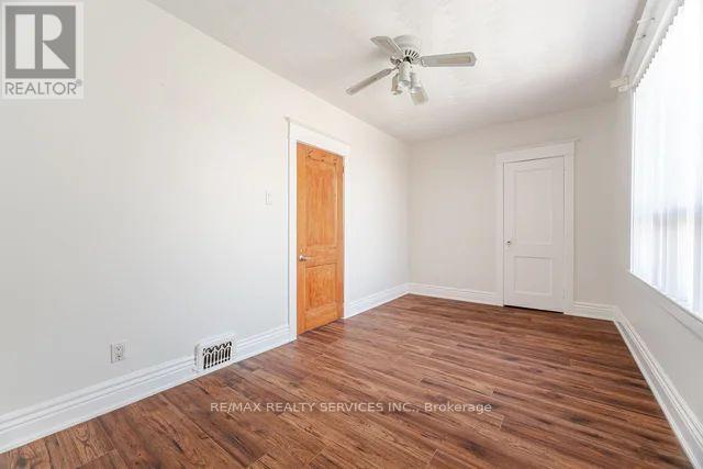 Photo 24 of 444 Maybank Avenue, Toronto ON