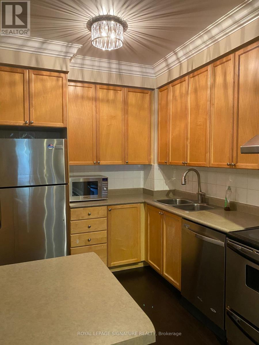 Photo 2 of 202 3880 Duke Of York Boulevard, Mississauga ON