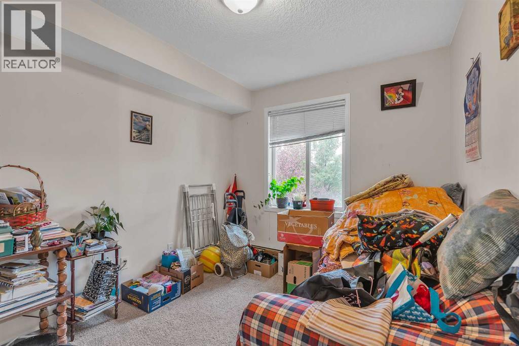 Single Family House for Sale in   Pinecliff Grove NE Pineridge Calgary 