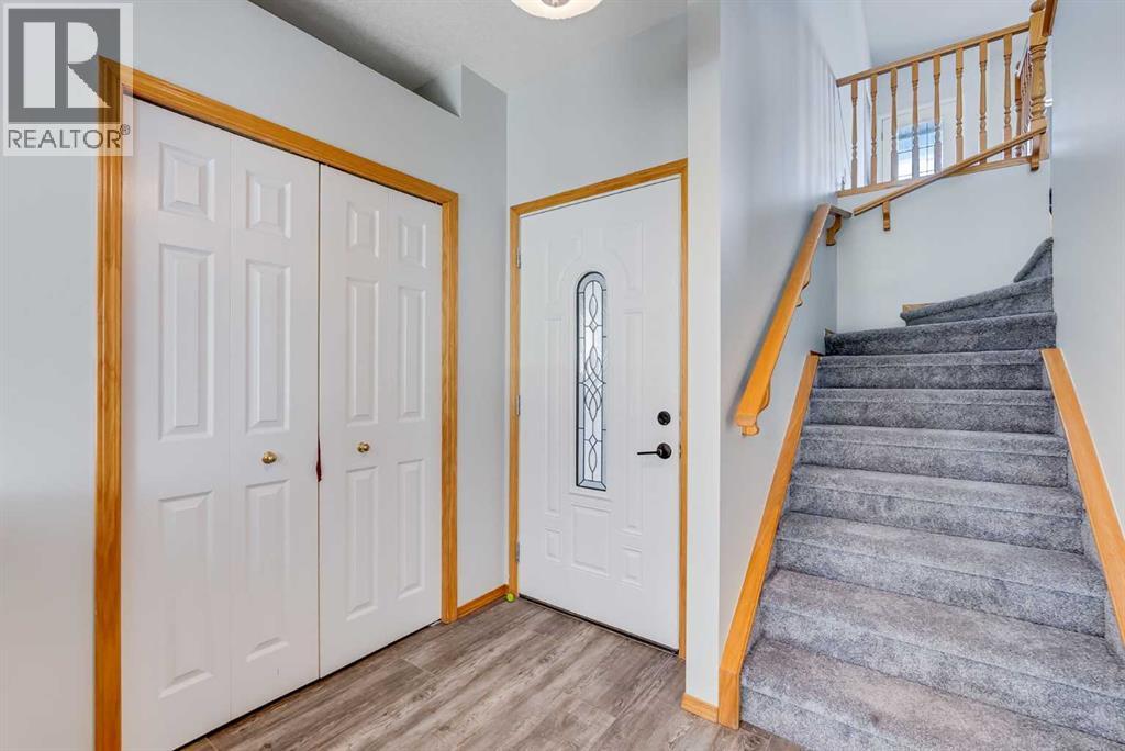 Photo 5 of 105 Marthas Haven Green Ne, Calgary AB