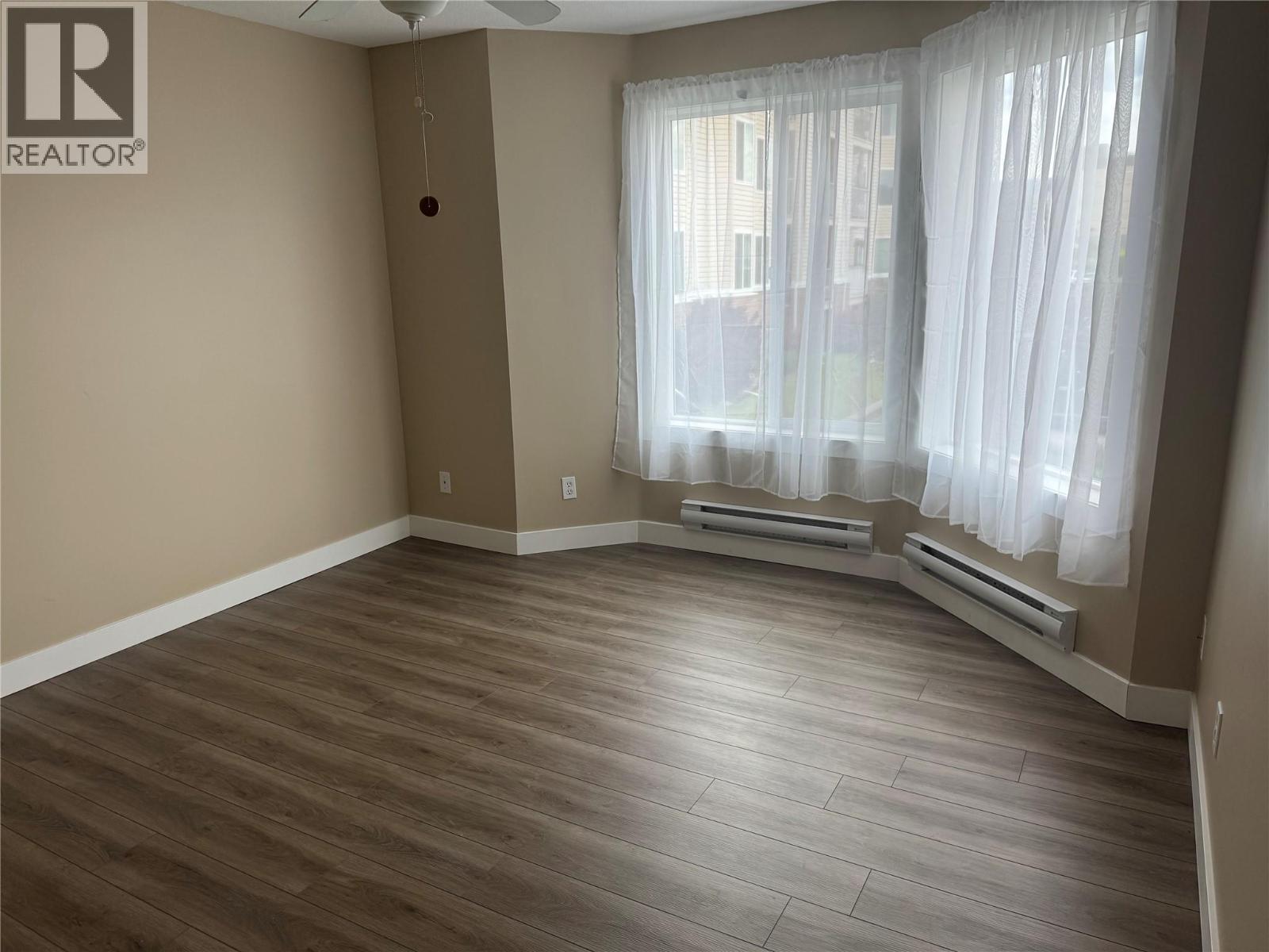203 769 KLO Road, Kelowna