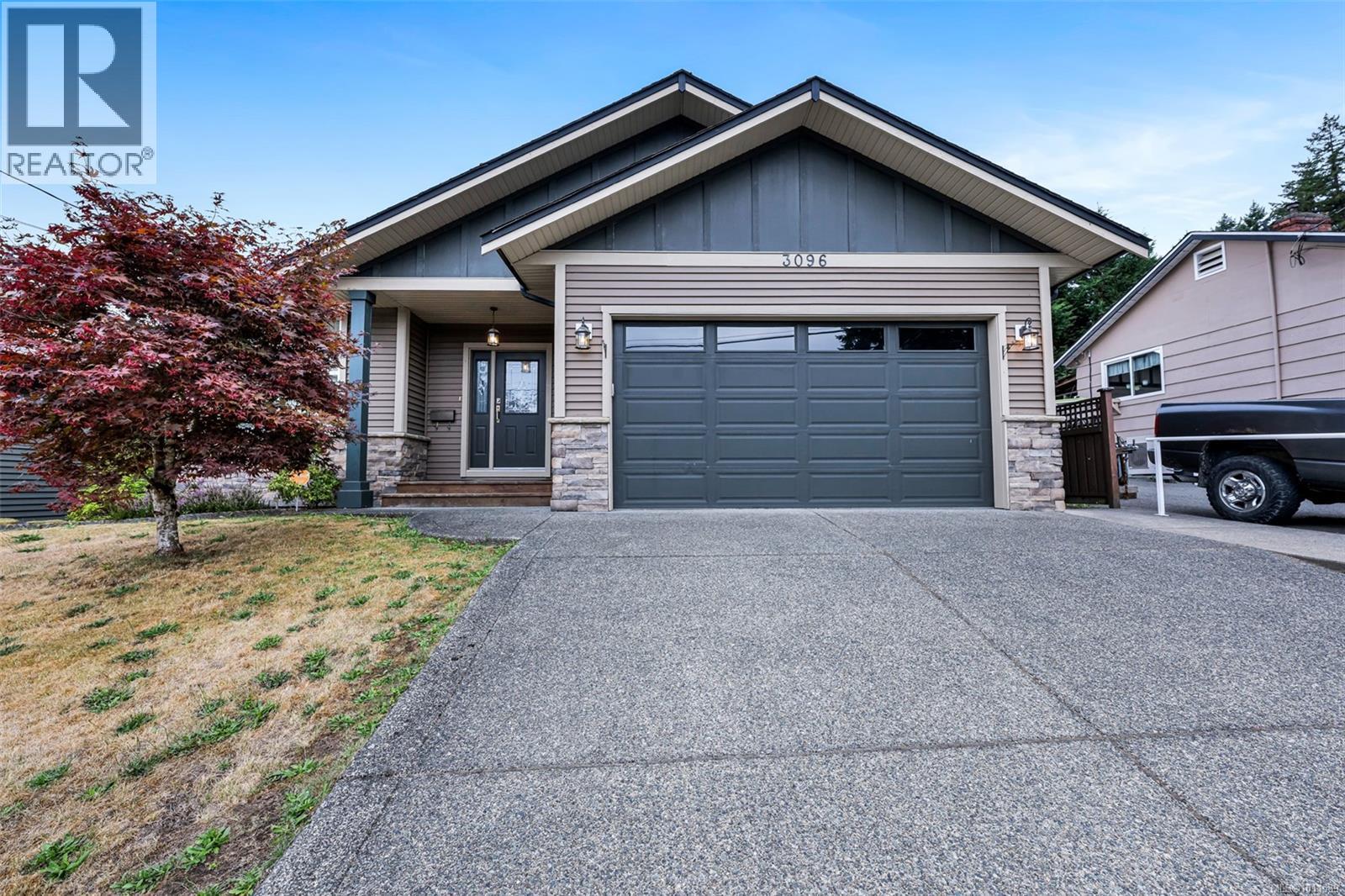 Photo 35 of 3096 Lashman Ave, Duncan BC