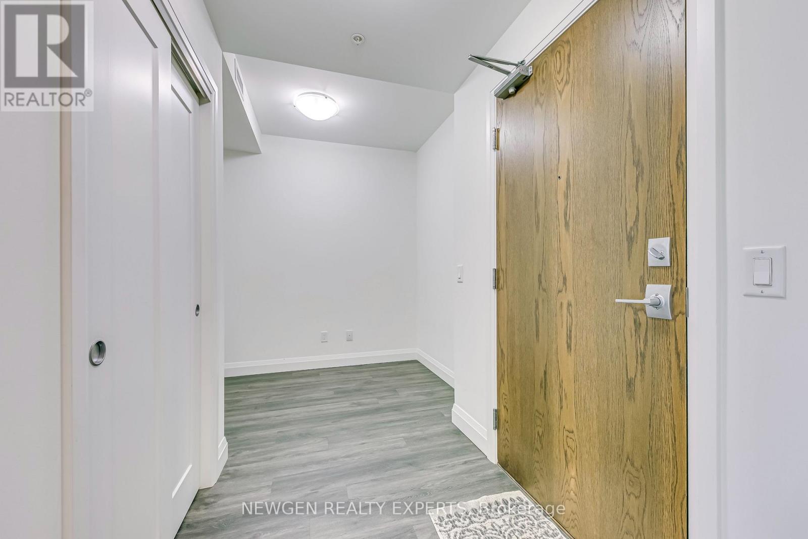 Photo 9 of 302 30 Hamilton Street, Hamilton ON