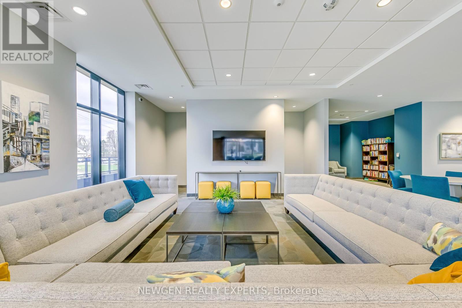 Photo 32 of 302 30 Hamilton Street, Hamilton ON