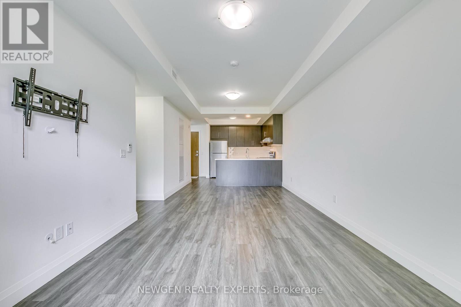 Photo 20 of 302 30 Hamilton Street, Hamilton ON