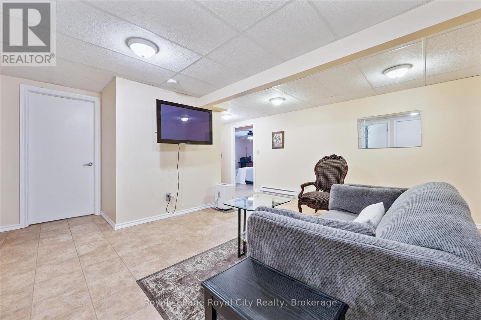 Photo 28 of 346 Third Street, Centre Wellington ON