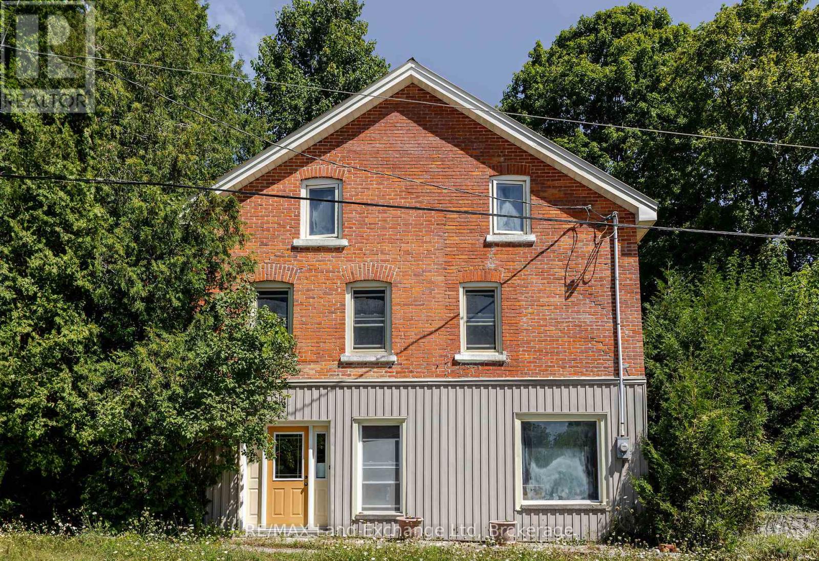 Photo 1 of 3095 Old Mill Street, Howick ON