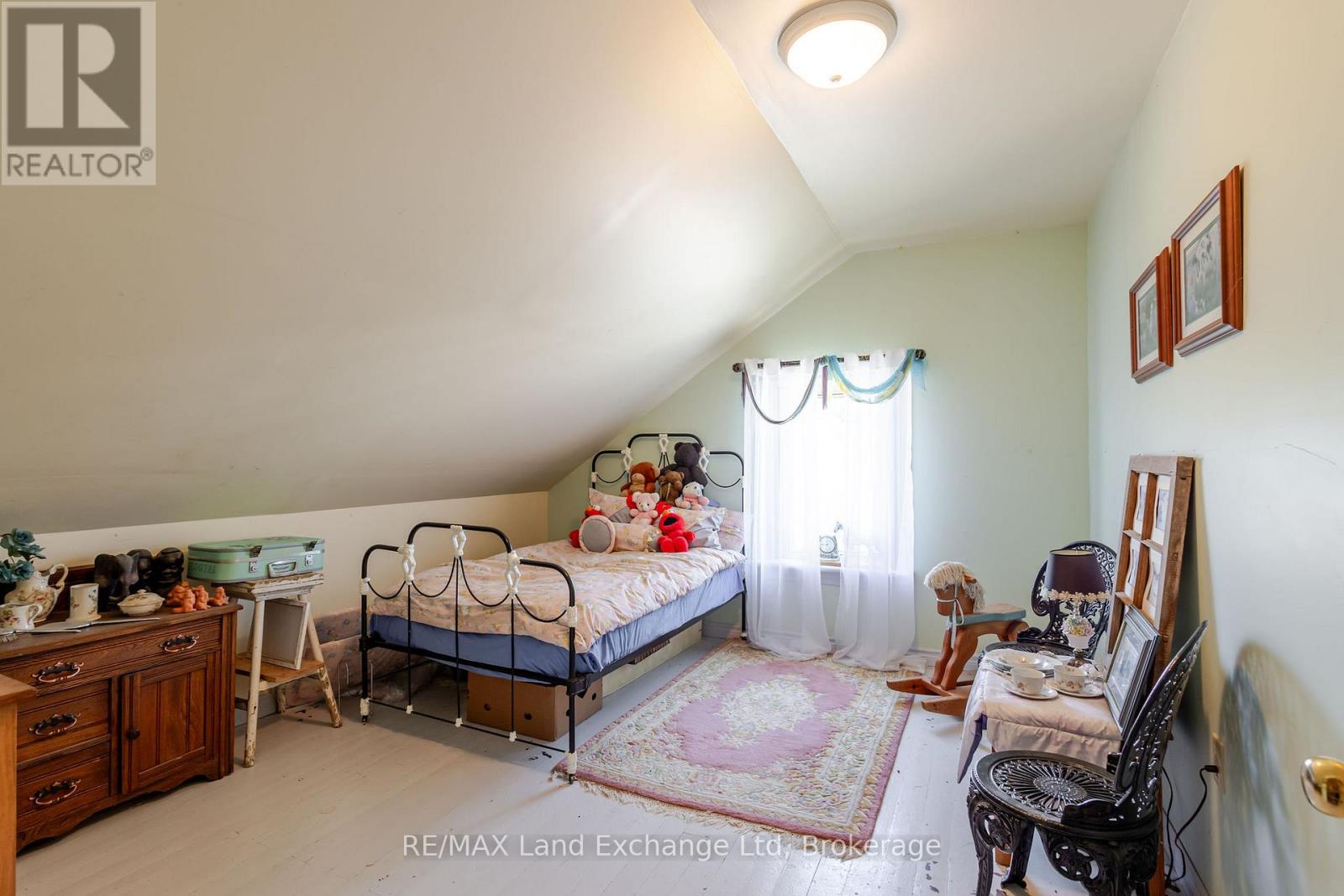 Photo 28 of 3095 Old Mill Street, Howick ON