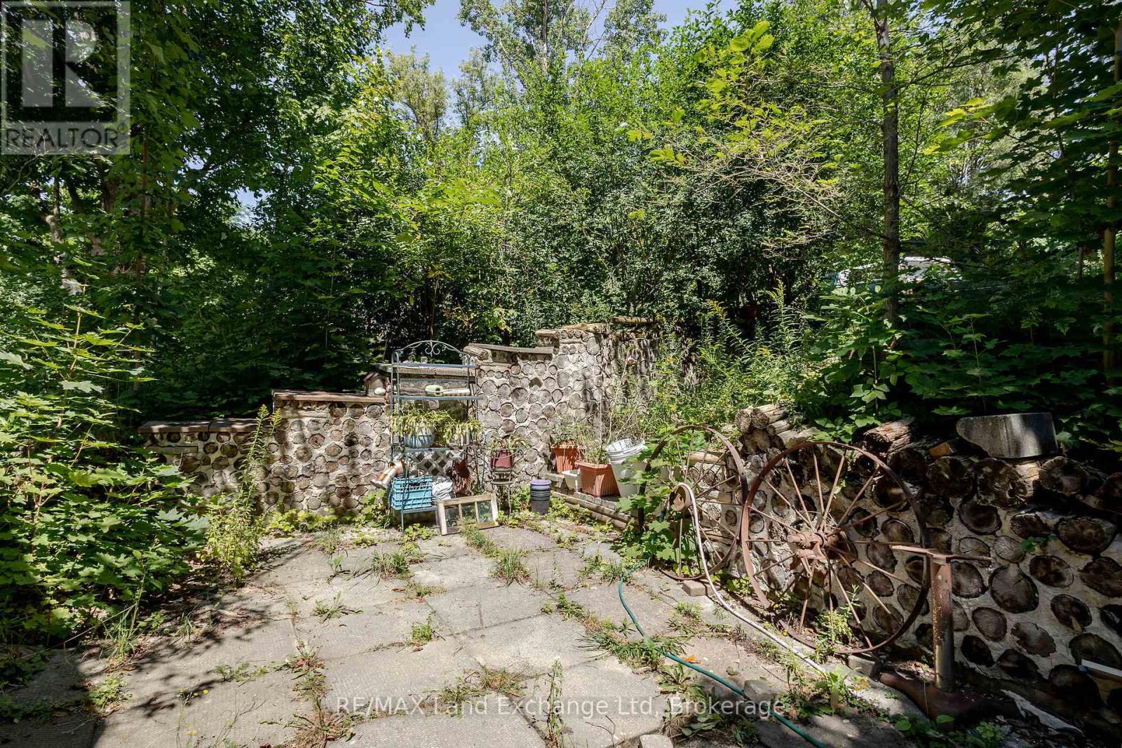 Photo 36 of 3095 Old Mill Street, Howick ON