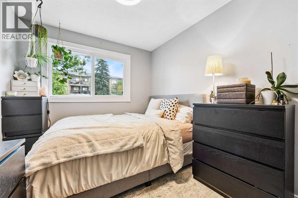 Multi-family House for Sale in /  Street SW Glenbrook Calgary 