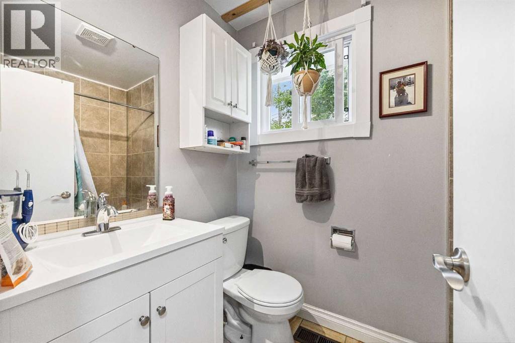 Multi-family House for Sale in /  Street SW Glenbrook Calgary 