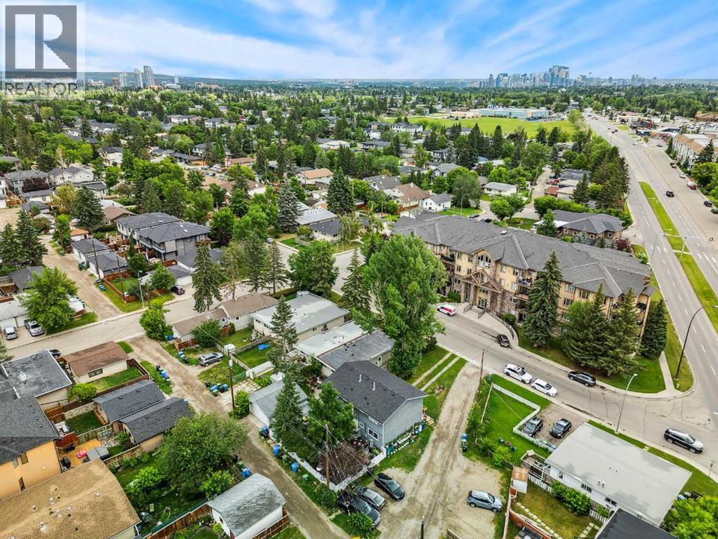 Multi-family House for Sale in /  Street SW Glenbrook Calgary 