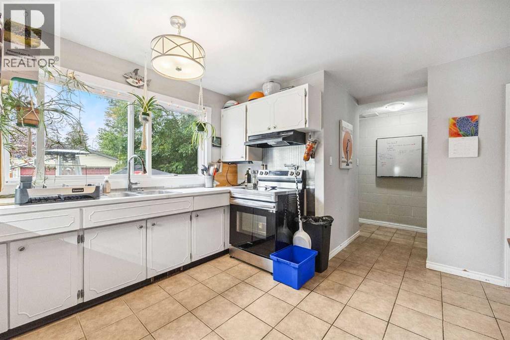 Multi-family House for Sale in /  Street SW Glenbrook Calgary 