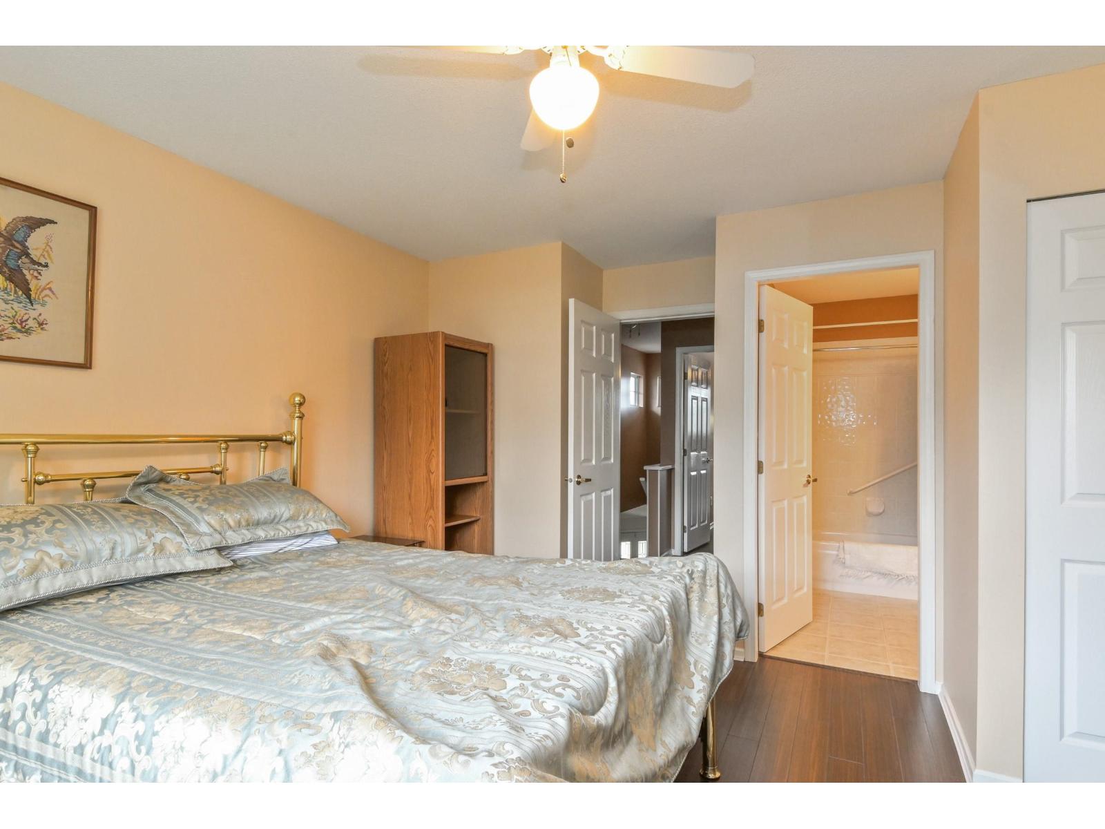Photo 2 of 23 9208 208 Street, Langley BC