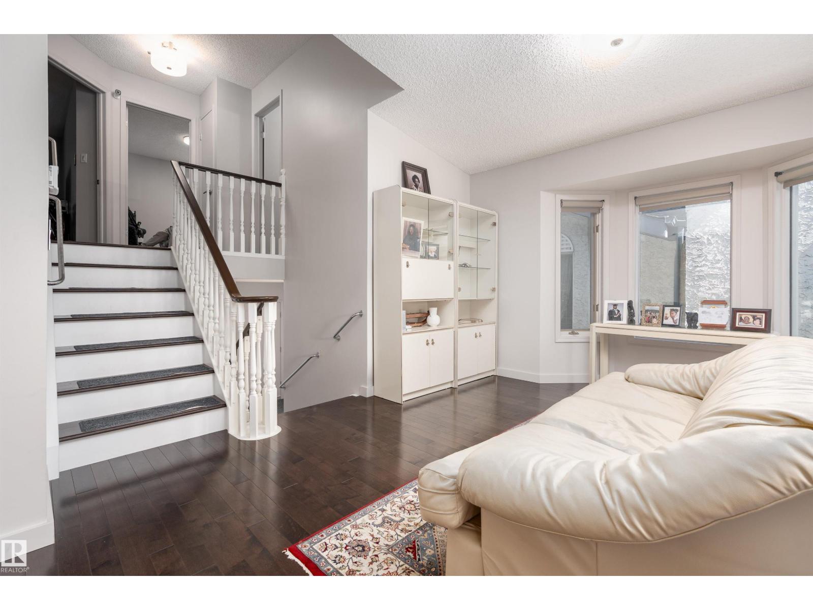 Photo 15 of 174 Oeming Rd Nw, Edmonton AB
