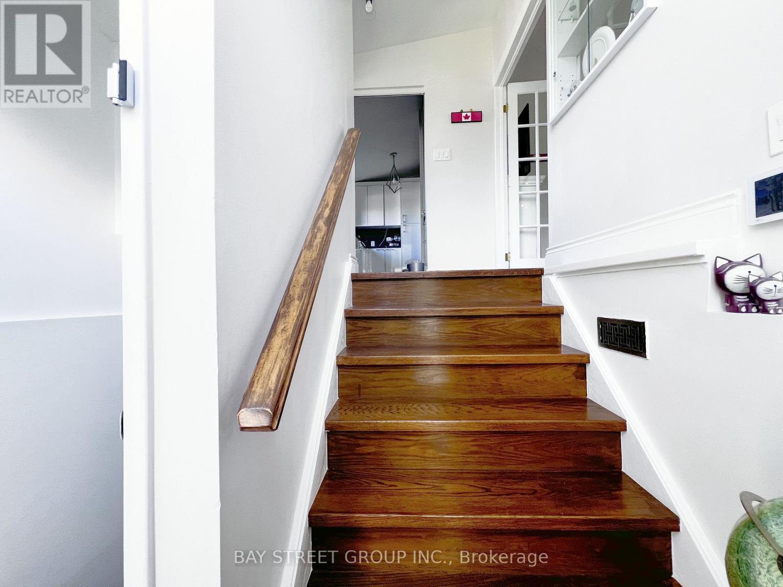 Photo 11 of Main 41 Northey Drive, Toronto ON