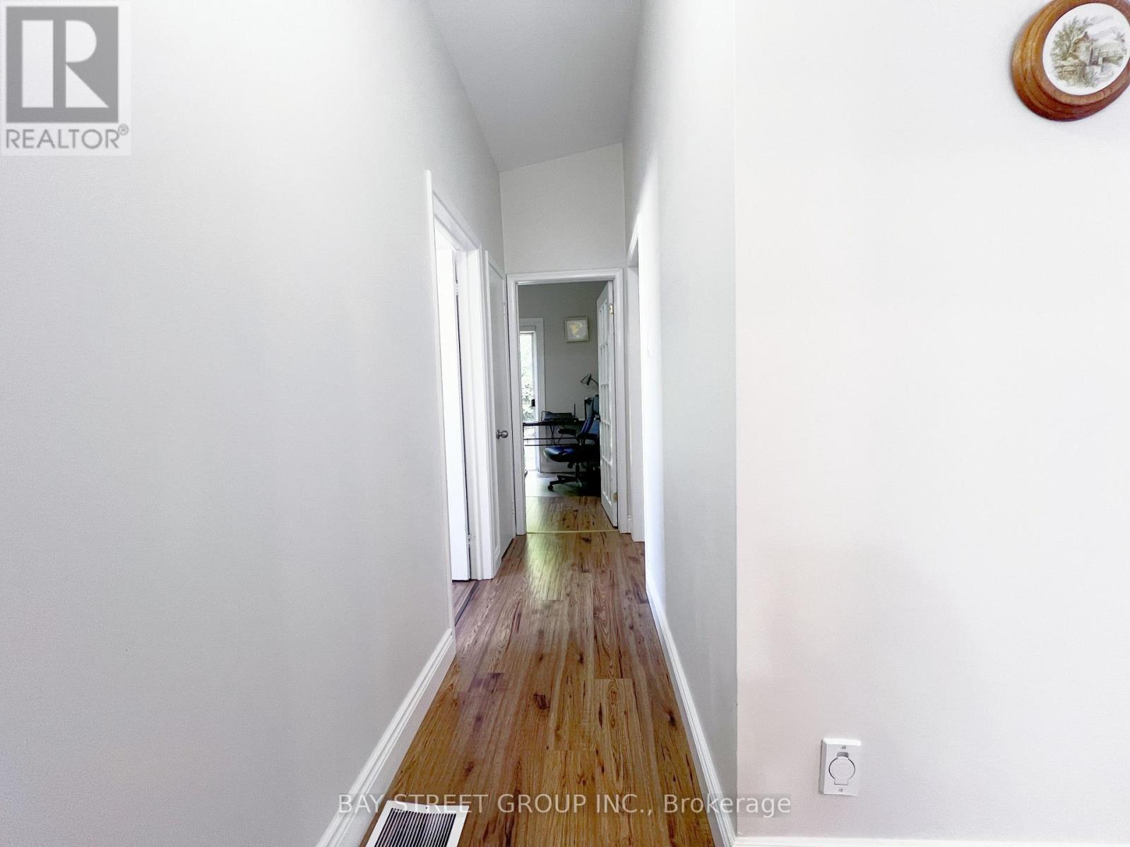 Photo 19 of Main 41 Northey Drive, Toronto ON