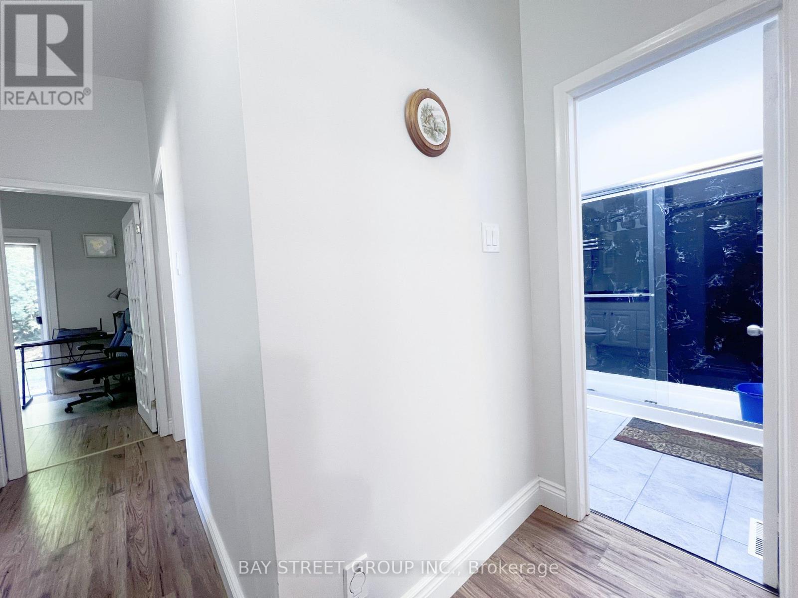 Photo 20 of Main 41 Northey Drive, Toronto ON