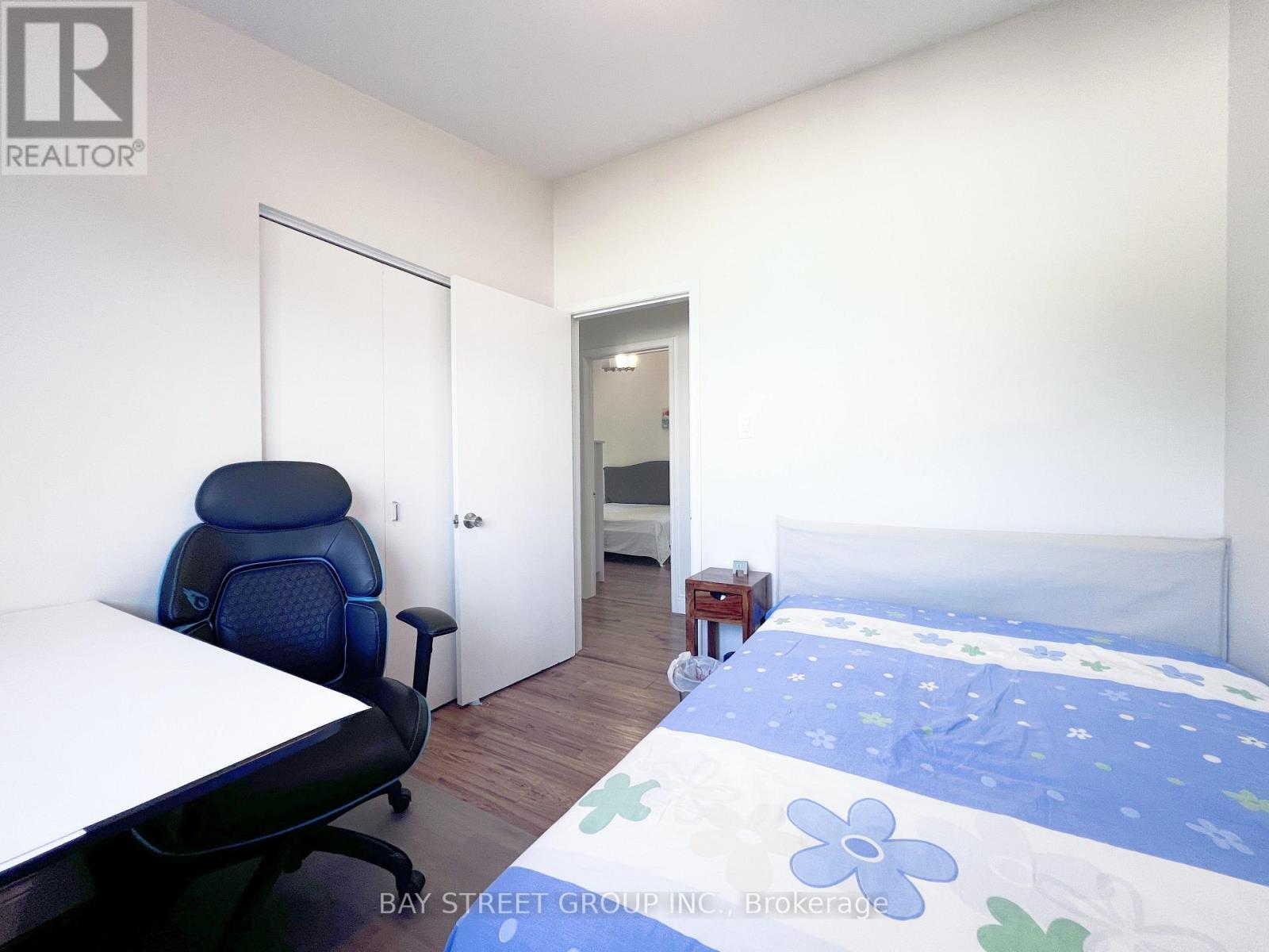 Photo 31 of Main 41 Northey Drive, Toronto ON