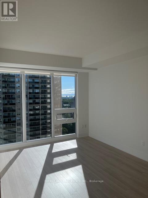 Photo 14 of 1505 310 Tweedsmuir Avenue, Toronto ON