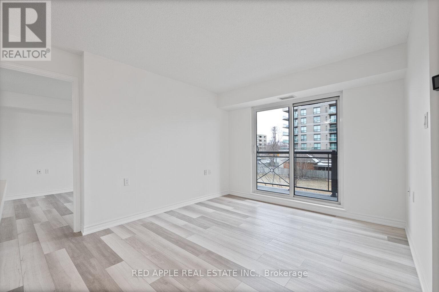Photo 15 of 213 872 Sheppard Avenue W, Toronto ON
