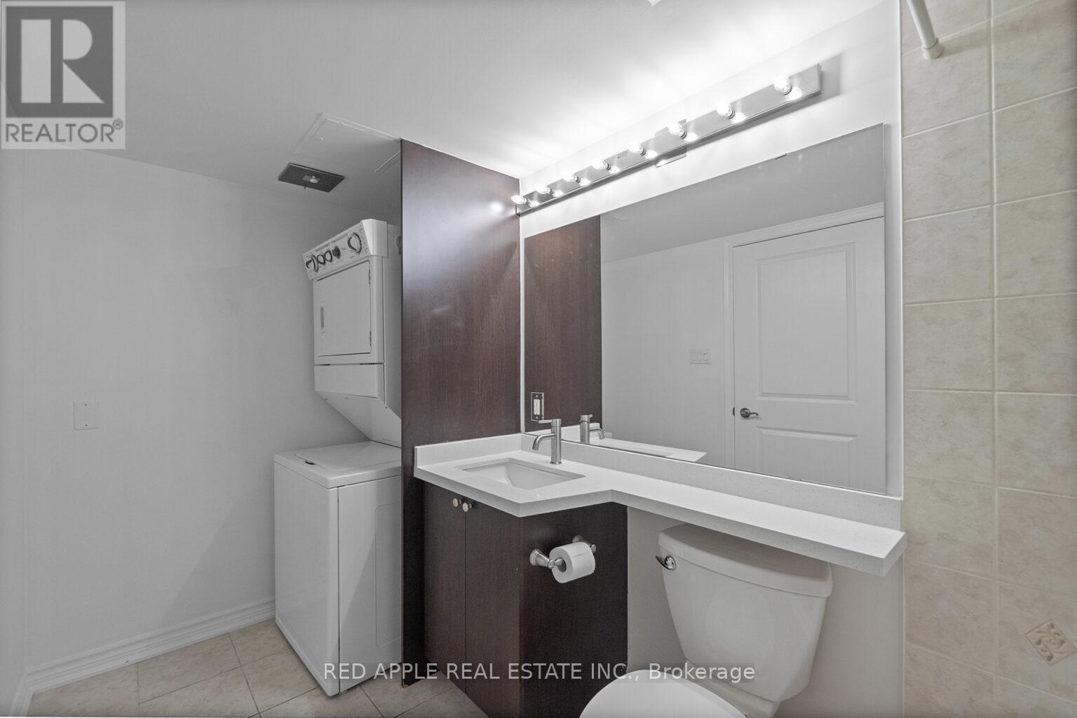 Photo 29 of 213 872 Sheppard Avenue W, Toronto ON