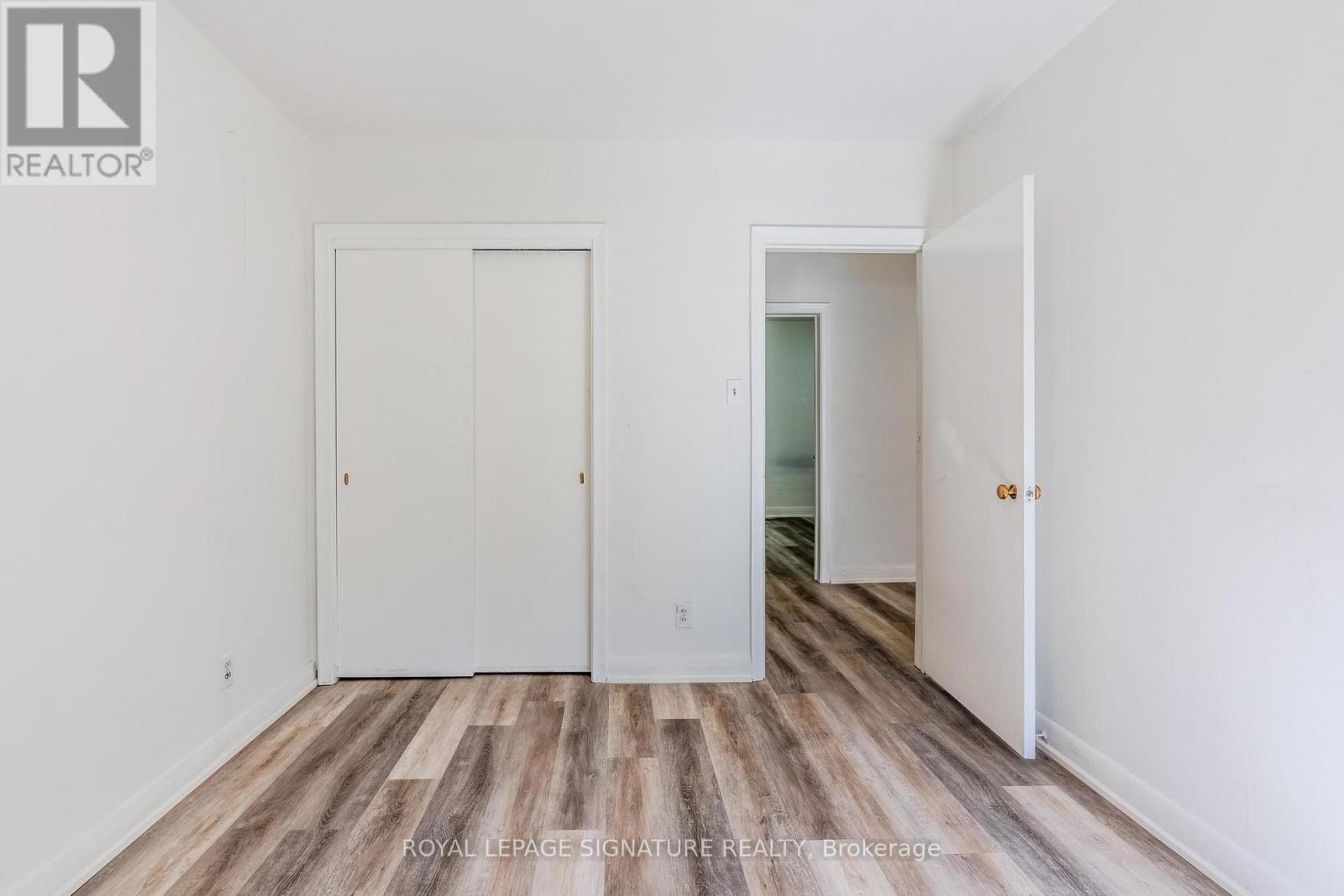 Photo 14 of 18 Greengate Road, Toronto ON