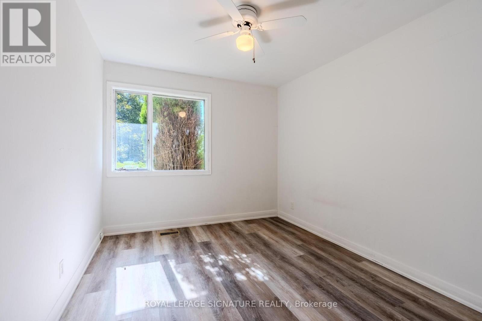 Photo 15 of 18 Greengate Road, Toronto ON