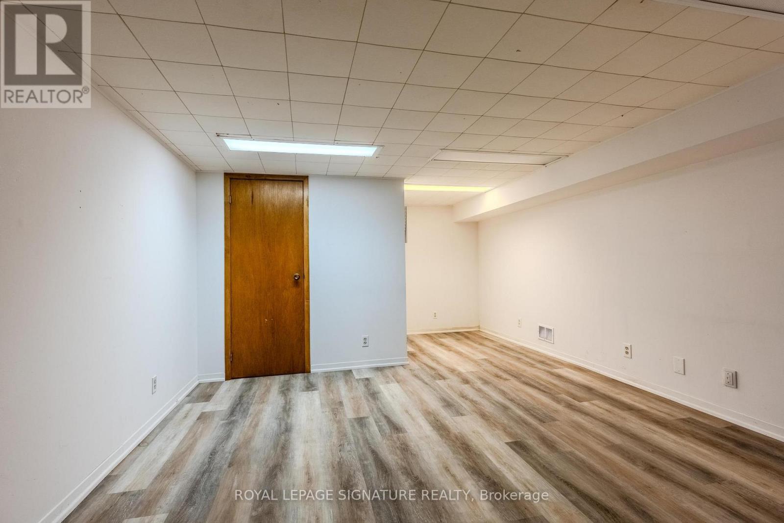 Photo 24 of 18 Greengate Road, Toronto ON