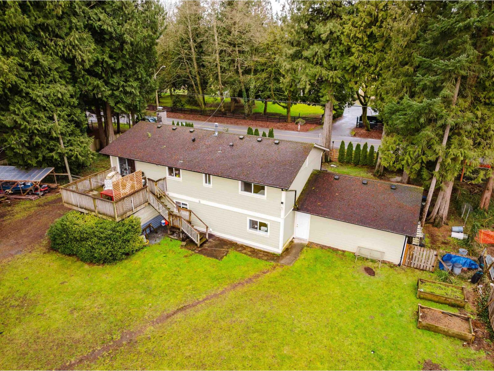 Photo 6 of 1734 196 Street, Langley BC