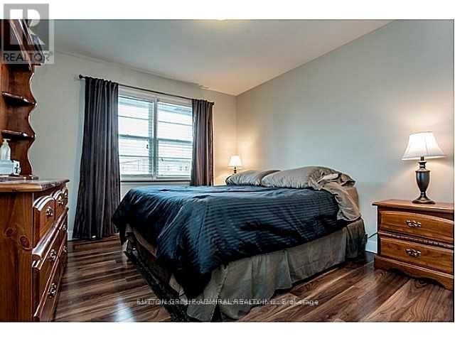 Photo 7 of 66 Patterson Road, Barrie ON