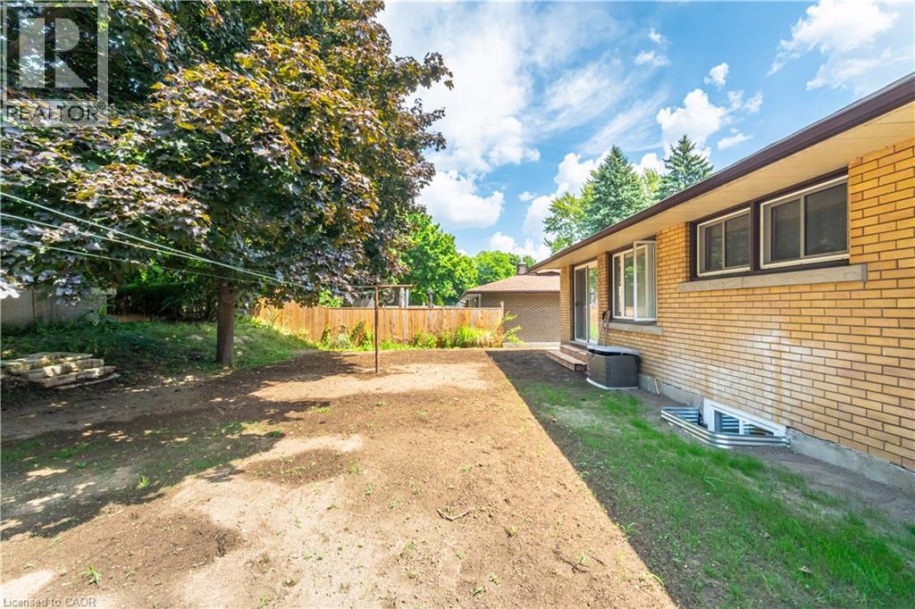 Photo 31 of 214 Forest Hill Drive Unit Lower, Kitchener ON