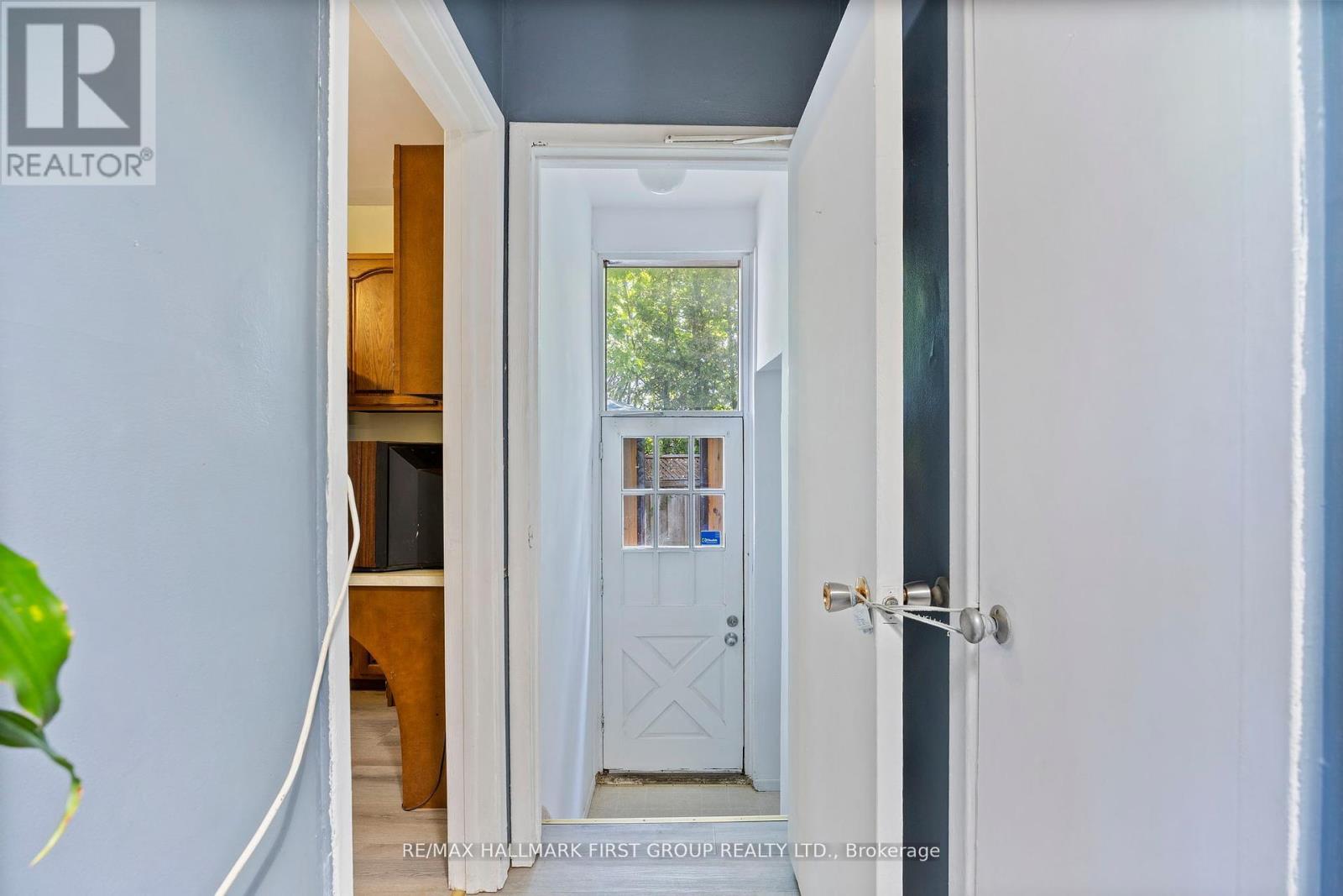 Photo 6 of 121 Emperor Street, Ajax ON