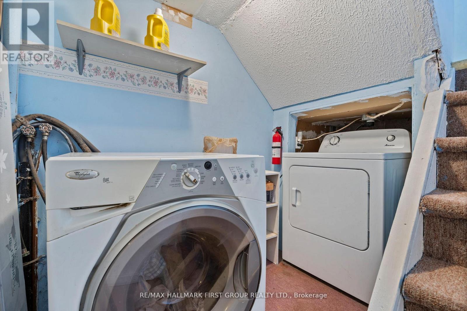 Photo 19 of 121 Emperor Street, Ajax ON