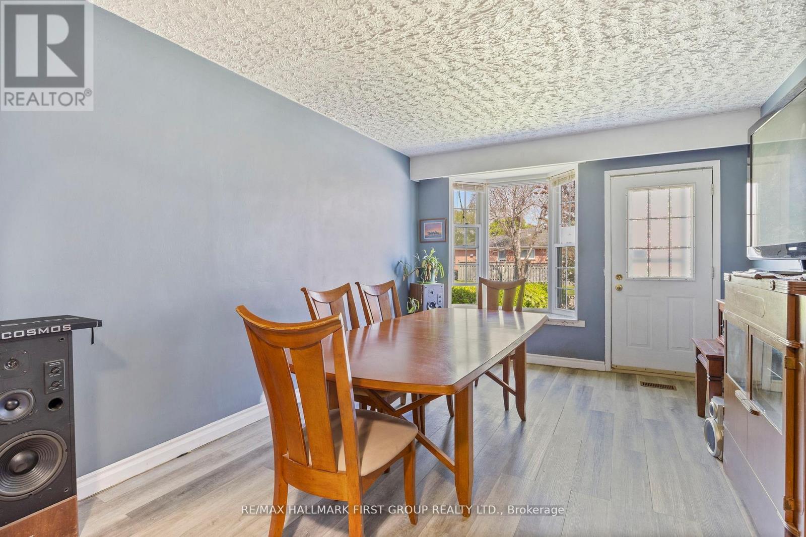 Photo 24 of 121 Emperor Street, Ajax ON