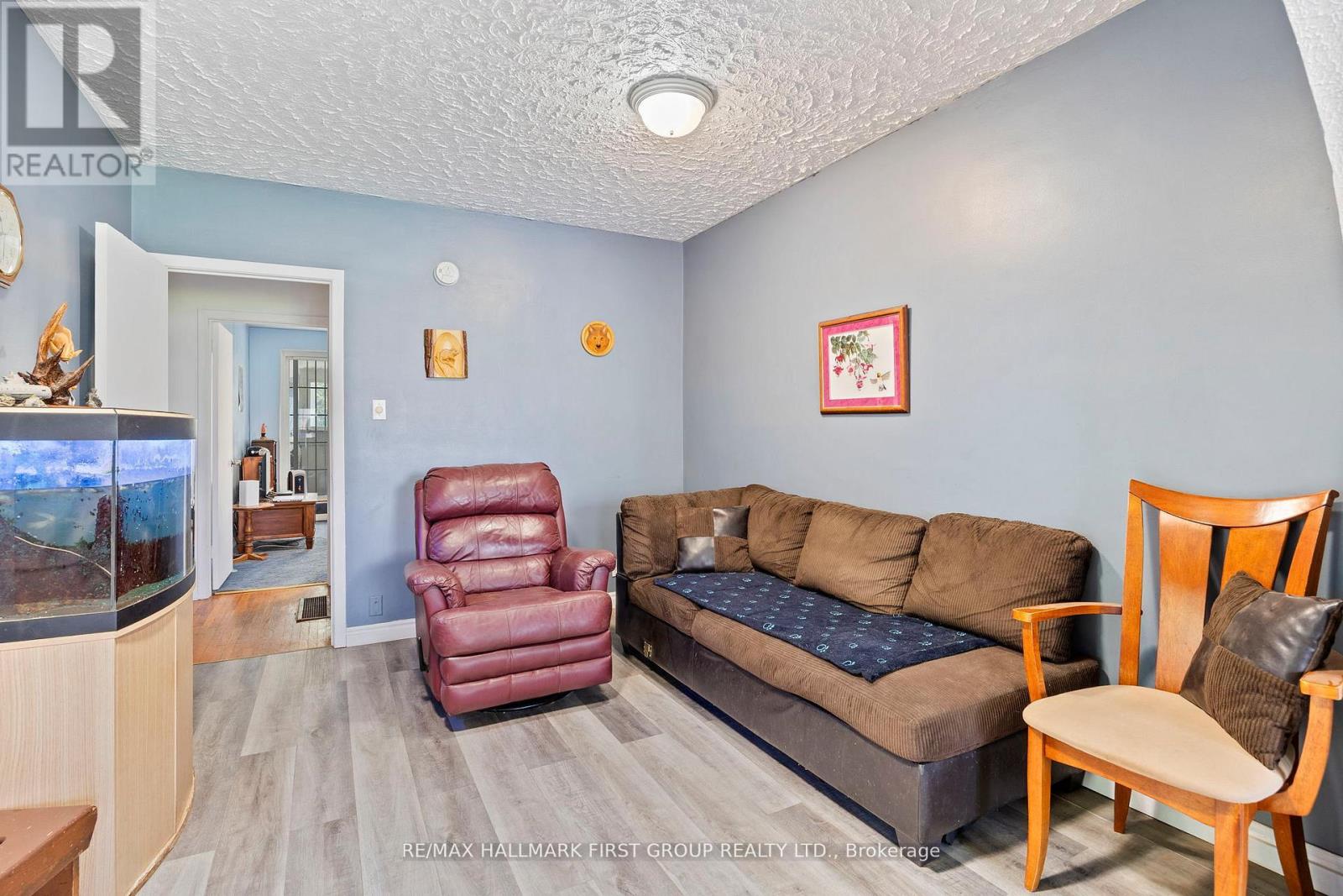 Photo 12 of 121 Emperor Street, Ajax ON