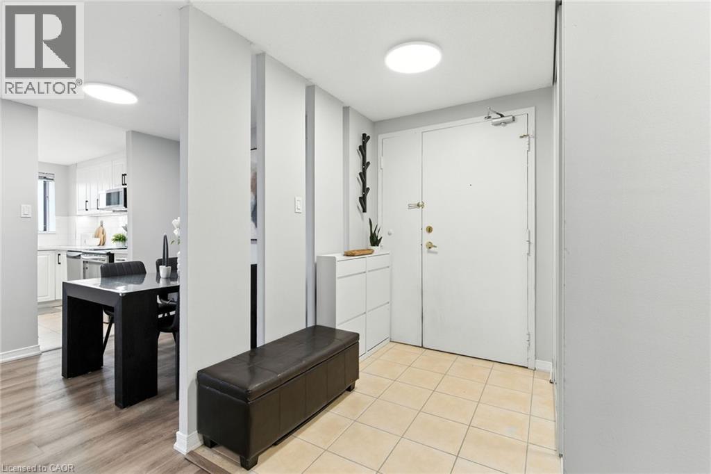 Photo 3 of 6720 Glen Erin Drive Unit 514, Mississauga ON